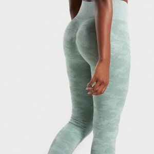 NWT Gymshark Camo Seamless Leggings Large